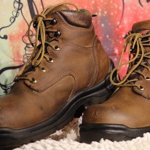 Red Wing Boots Men's 7 Safety Toe 2240 Leather Boot